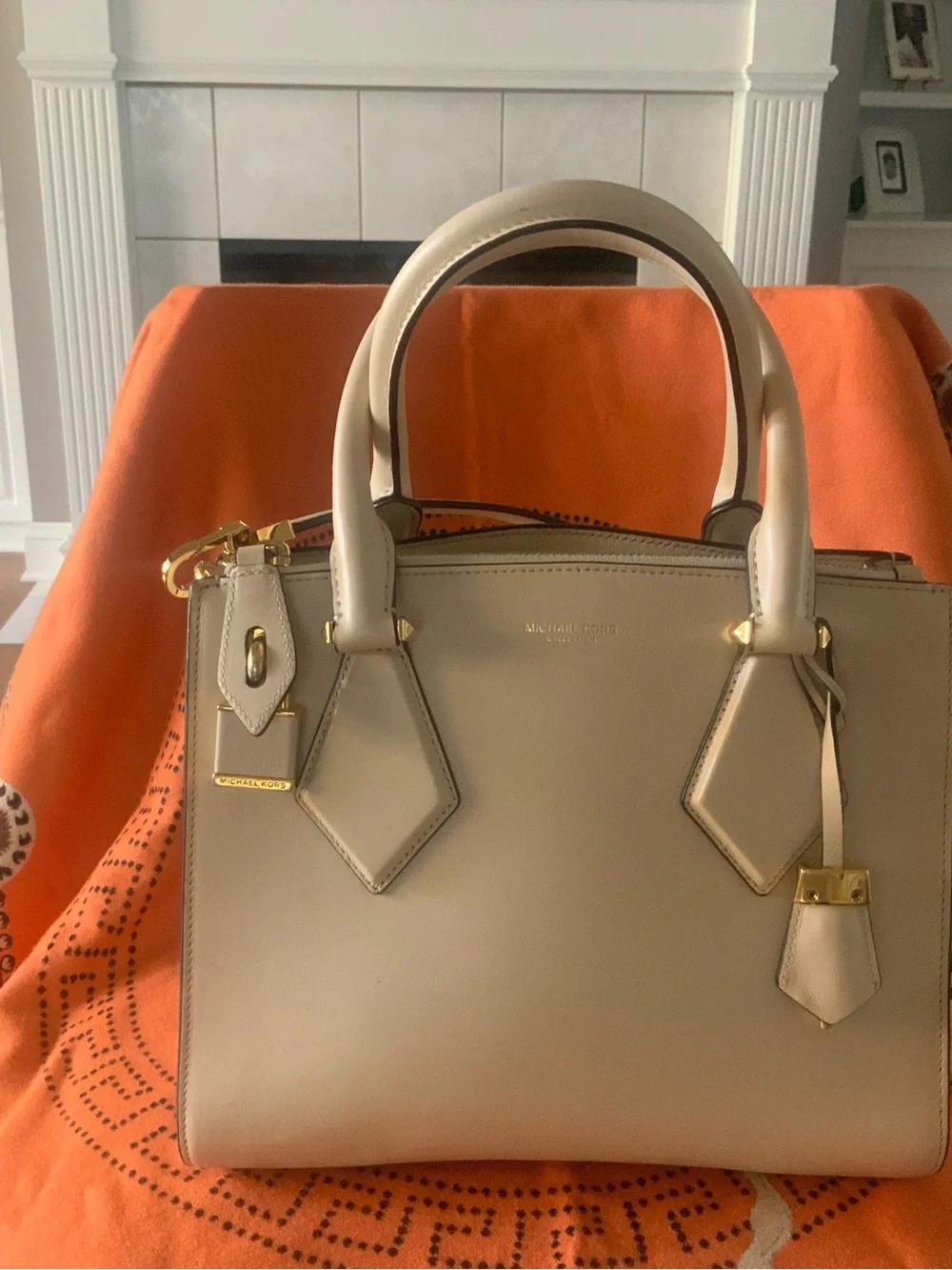 Michael Kors Beige purse
